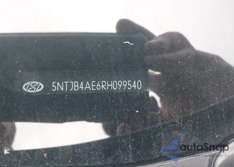 2024 Hyundai Santa Cruz Sel z USA, uszkodzony, nr VIN 5NTJB4AE6RH099540